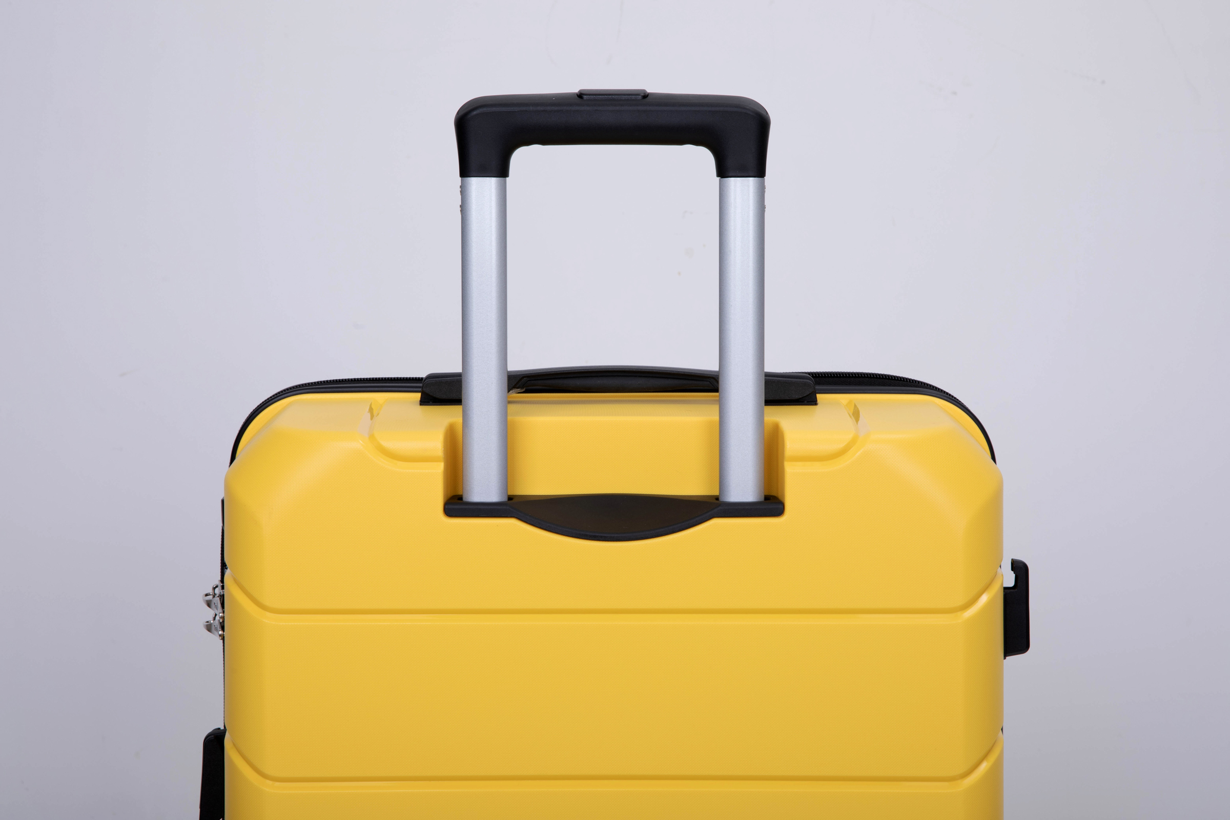 Spinner Wheels PP 3 Piece Luggage Sets