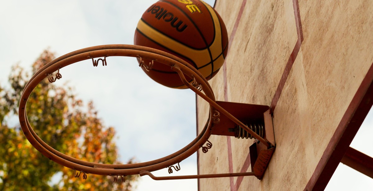 smart basketball hoop factors
