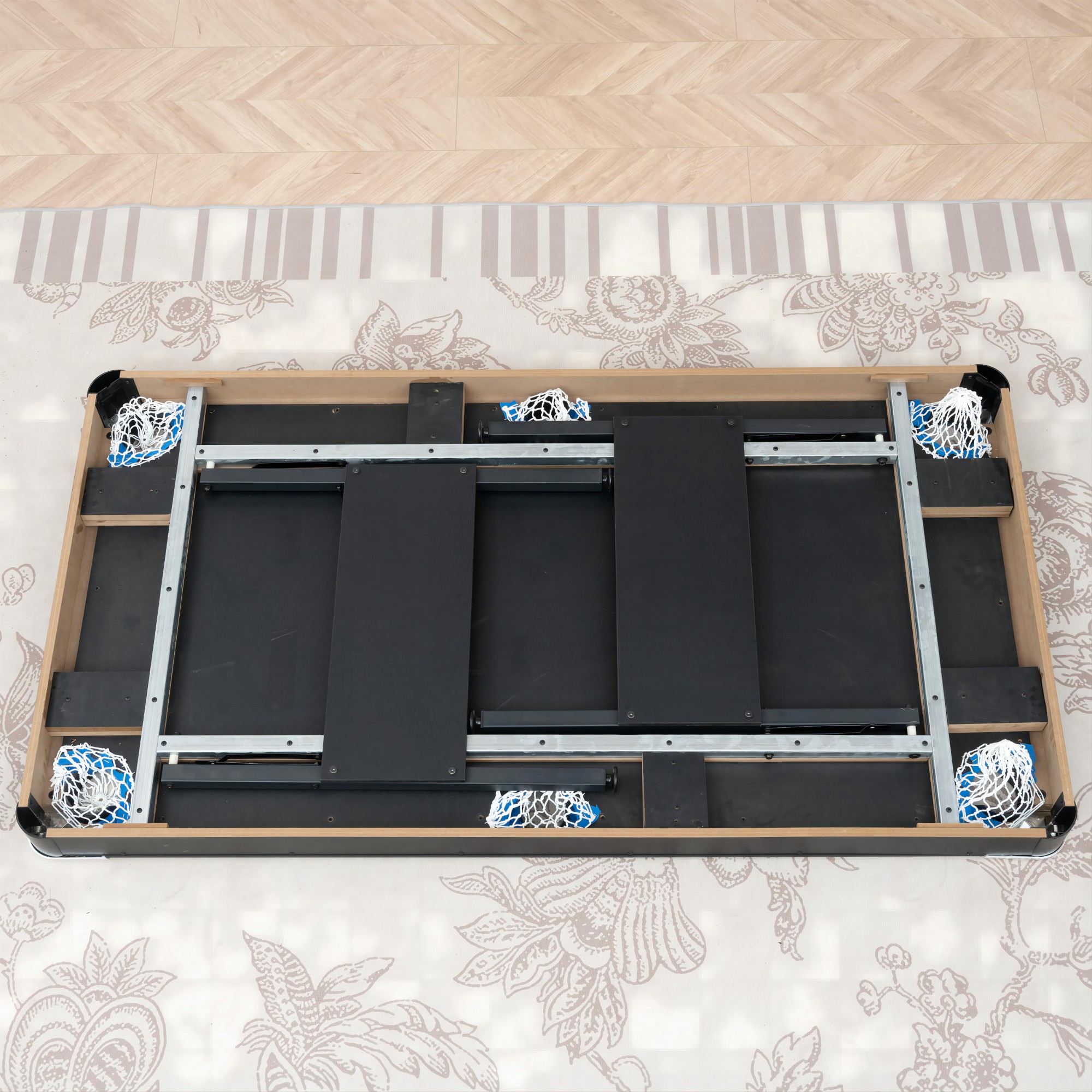 5.5 Ft Billiard Table, Green