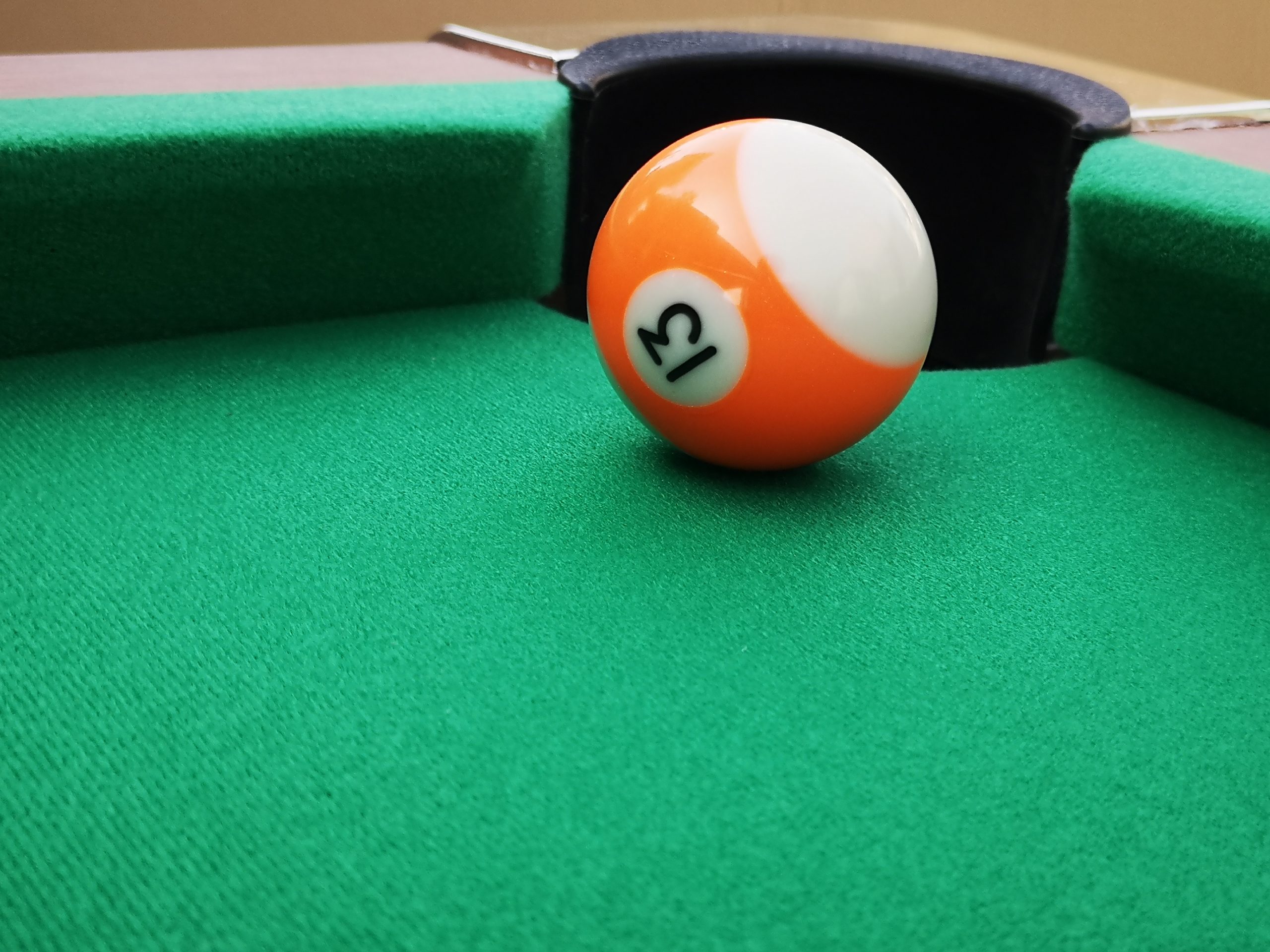 5.5 Ft Billiard Table, Green