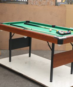 5.5 Ft Billiard Table, Green