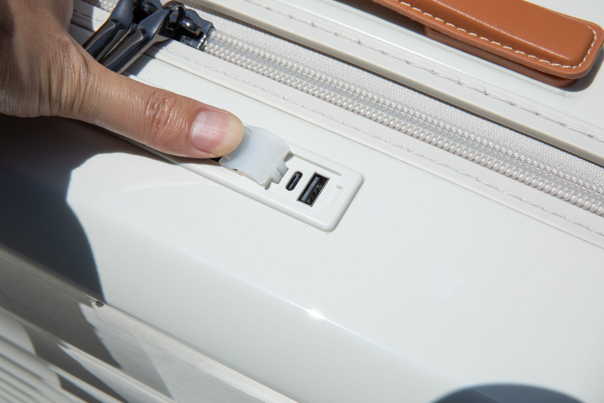 28" Carry on Luggage