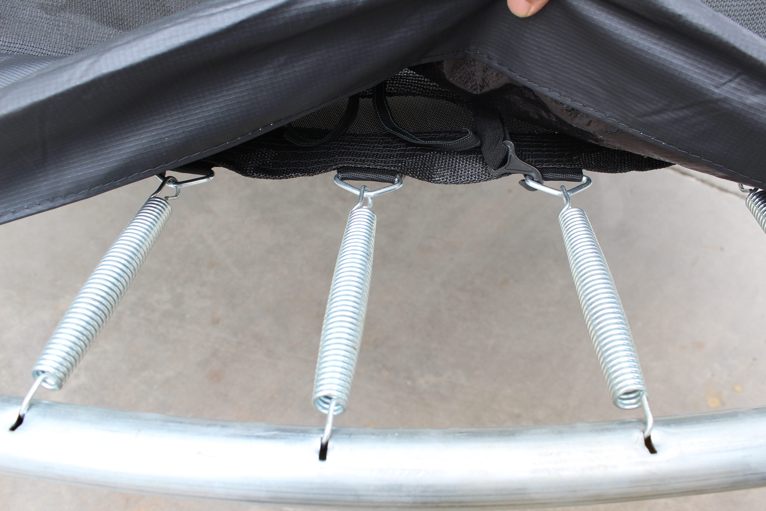 12FT Trampoline with Safety Enclosure Net