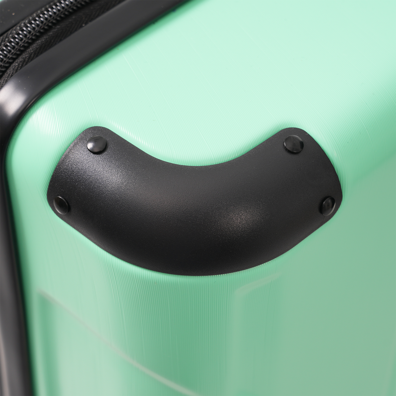 20-Inch Hardshell Carry-On Luggage, 2 Packing Cubes